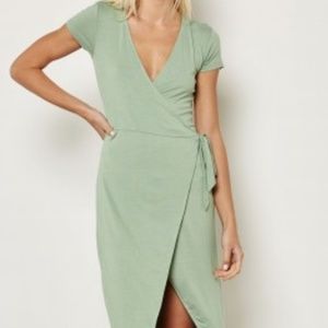 Forever 21 wrap around plunge V neck dress